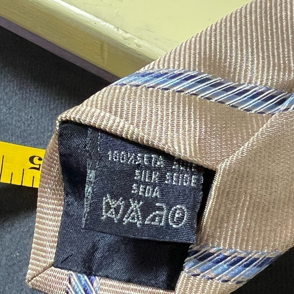 Burberry London 100% Silk Made in Italy Classic Stripe Power Tie Luxury - Picture 6 of 8
